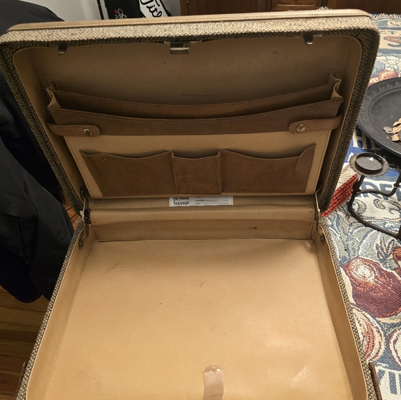 Vintage Tan and Brown Men's Briefcase - Picture 6 of 6